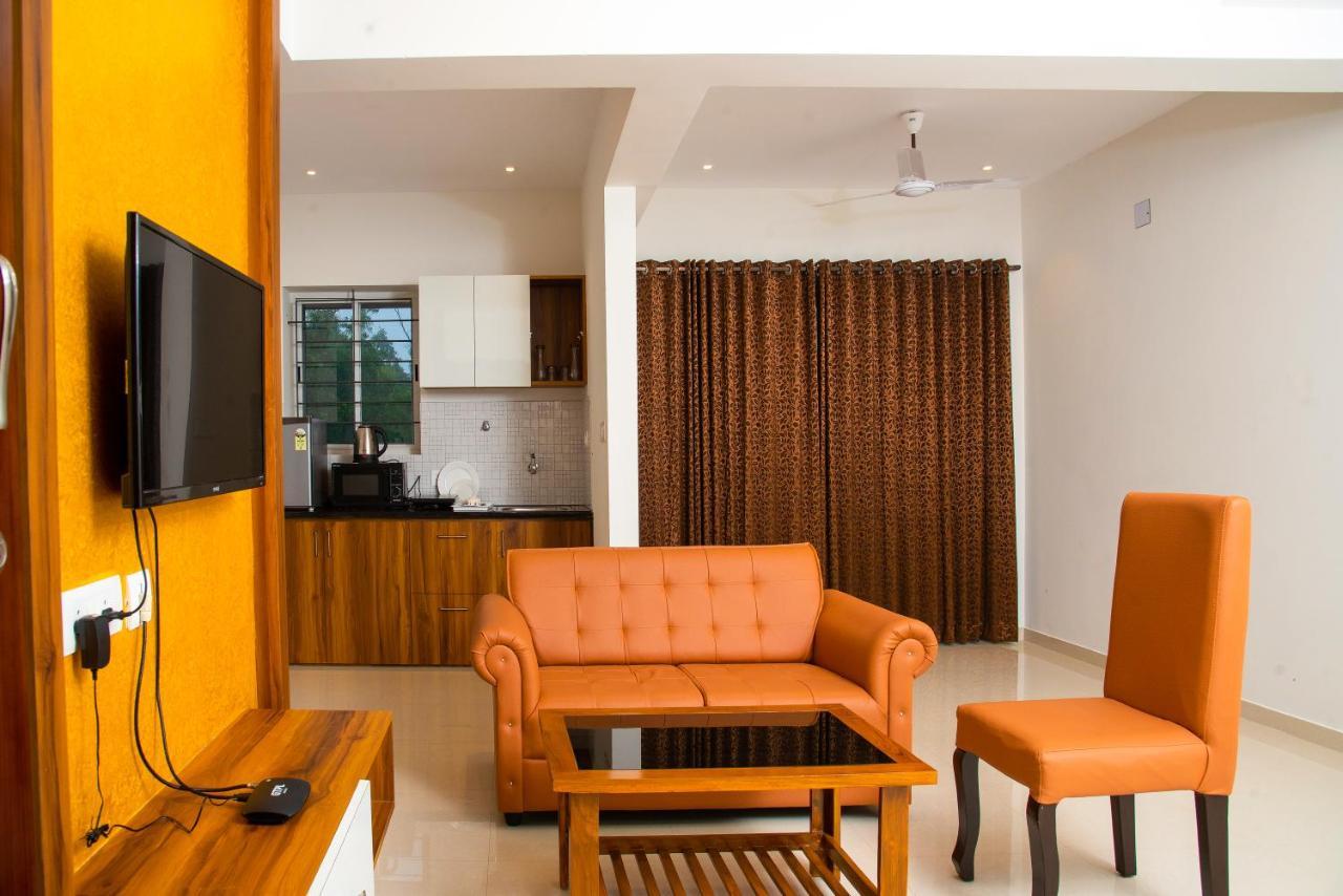 Beach Heaven Deluxe Rooms & Serviced Apartments Suratakal Eksteriør billede